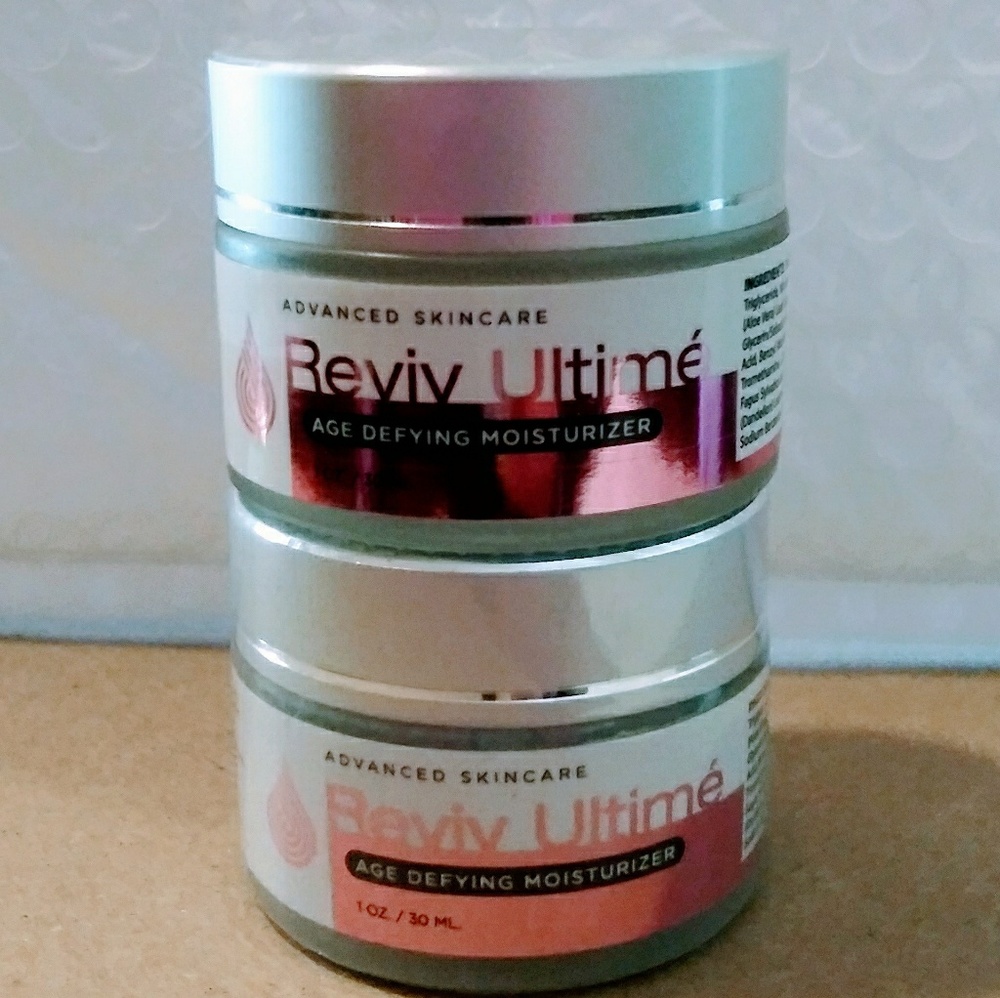 Reviv Ultime' Age Defying Moisturizer